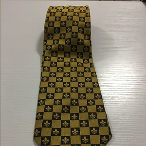 Giorgio Redaell tie made in Italy 💯Silk yellow